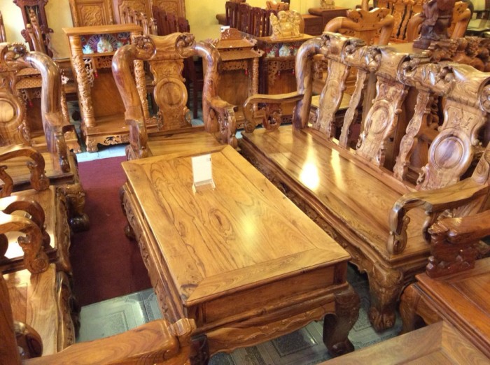 Bộ bàn ghế gỗ Cẩm thị quí hiếm cho Đại gia C25cm B236